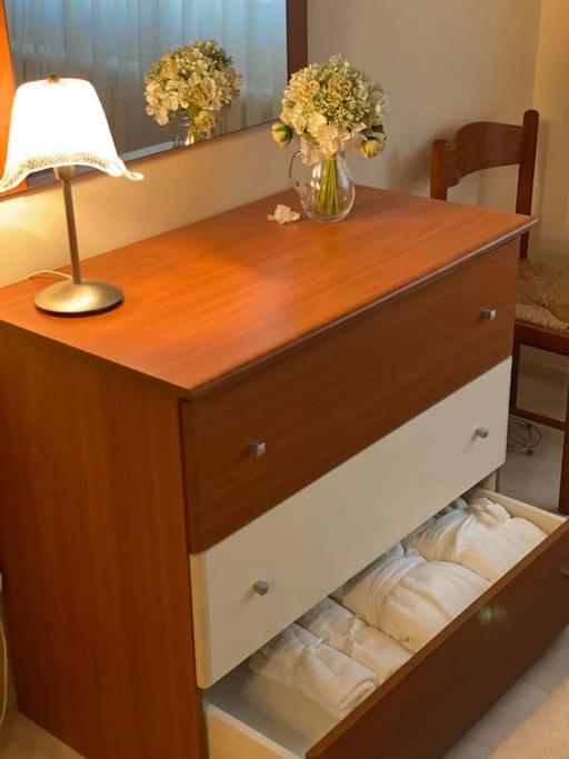 Lovely & Quiet 1-Bedroom Condo With Free Parking Бухарест Екстер'єр фото